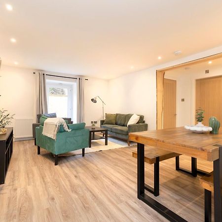 Joivy 3Br Flat In Haymarket With Free Parking Эдинбург Экстерьер фото