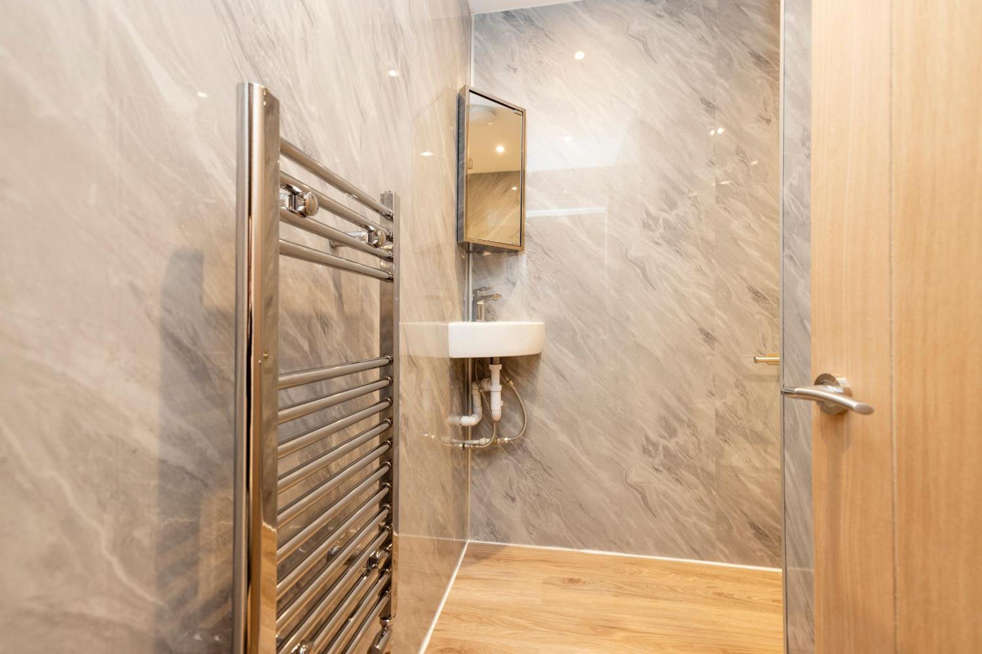 Joivy 3Br Flat In Haymarket With Free Parking Эдинбург Экстерьер фото